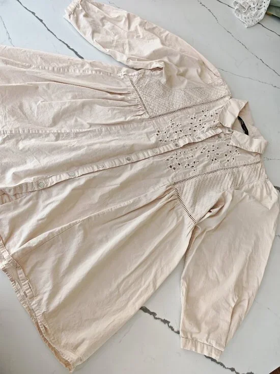 ZARA Embroidered Eyelet Blouse Size L Cream Boho Peasant Top Button Front Tunic - Picture 3 of 14